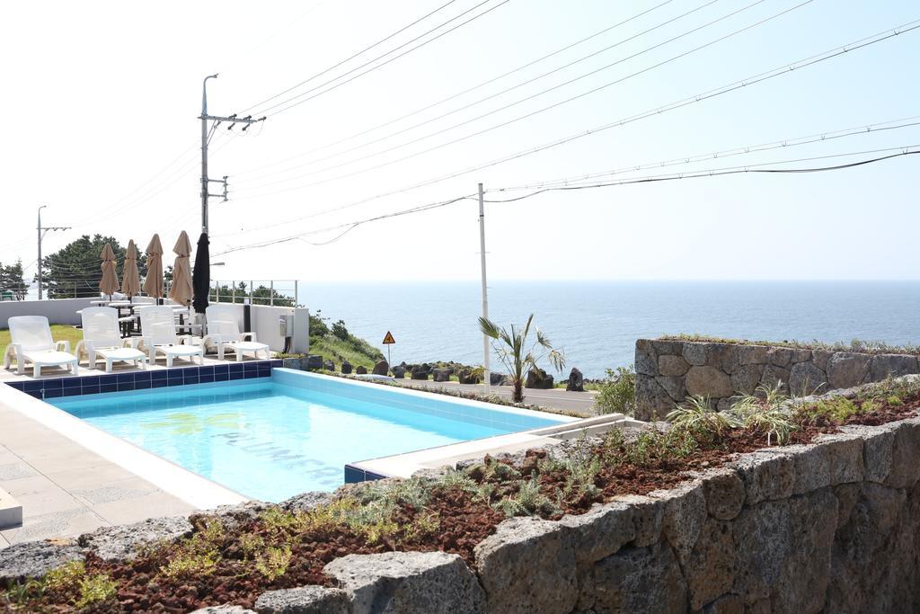 Plumeria Pension Jeju Dış mekan fotoğraf