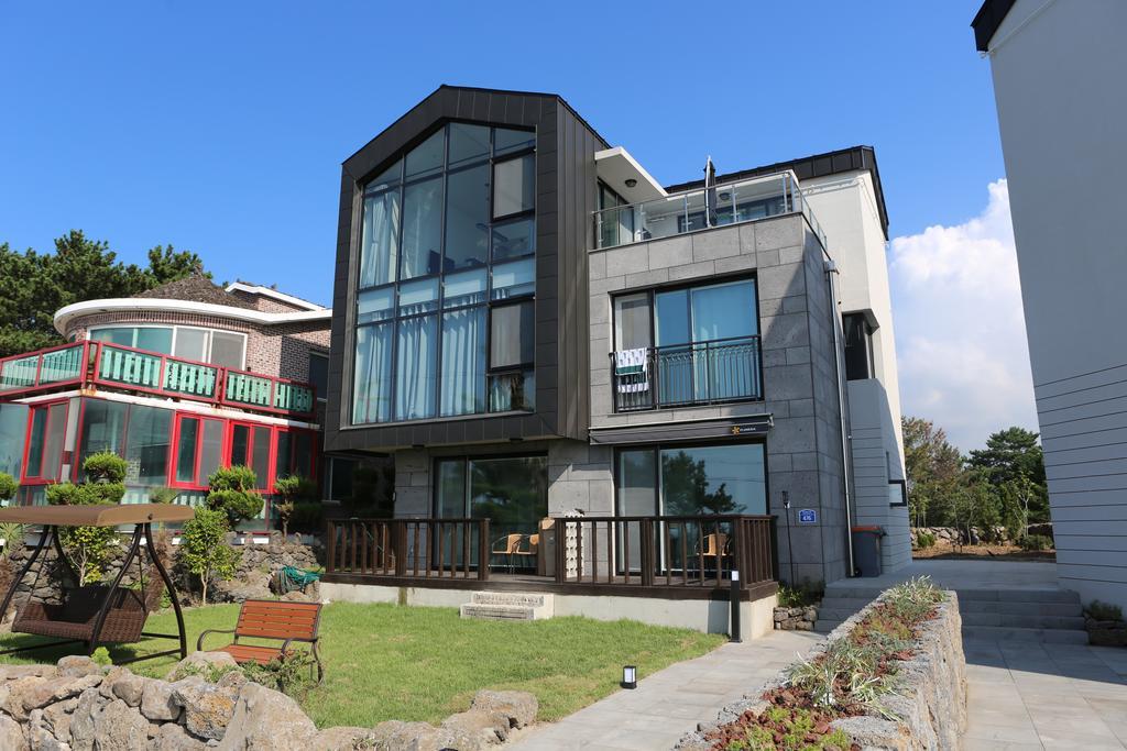 Plumeria Pension Jeju Dış mekan fotoğraf