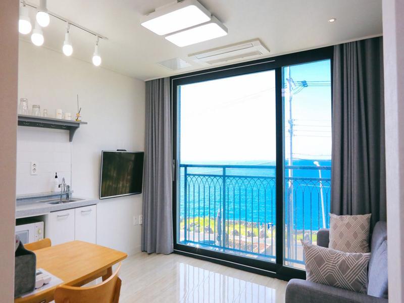 Plumeria Pension Jeju Dış mekan fotoğraf