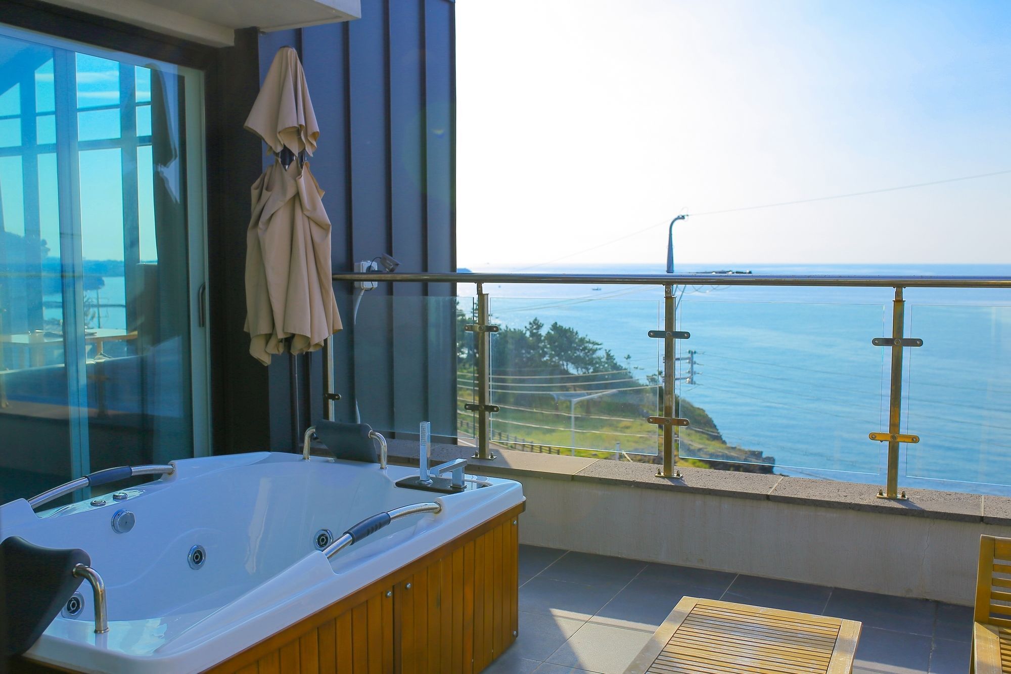 Plumeria Pension Jeju Dış mekan fotoğraf